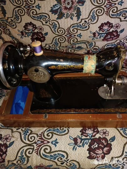 Швейная машинка советская