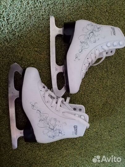 Коньки детские фигурные
