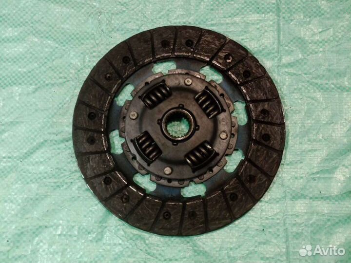 Диск сцепления Ford Mondeo 1 1.8L 1995