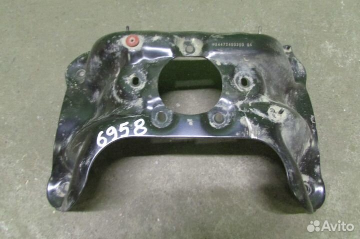 Mercedes Benz V-Klasse Vito W447 кронштейн Кпп