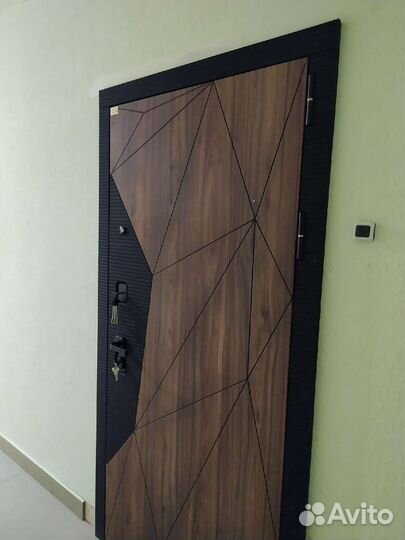 Дверь металлическая входная Твист