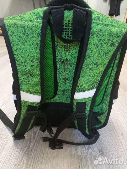 Школьный рюкзак