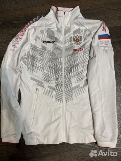 Спортивный костюм