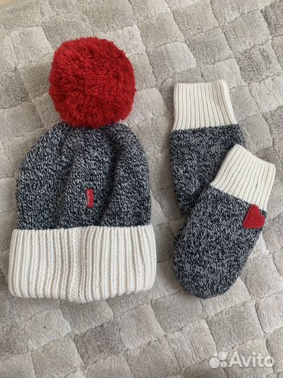 Комплект шапка и варежки