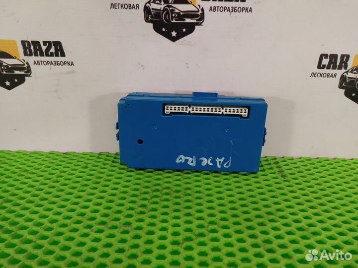 Блок предохранителей салонный