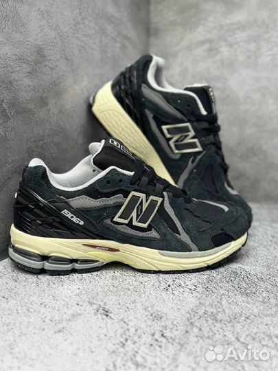 New Balance 1906r