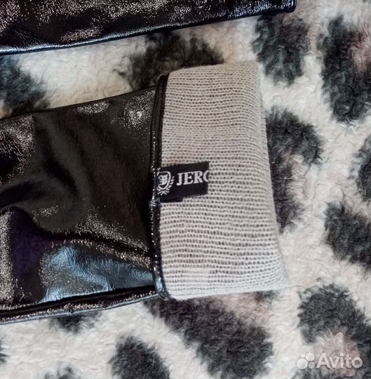 Длинные кожаные перчатки