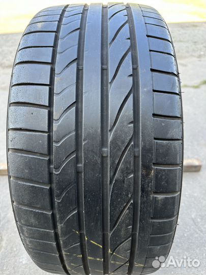 Bridgestone Potenza RE050A 235/35 R19