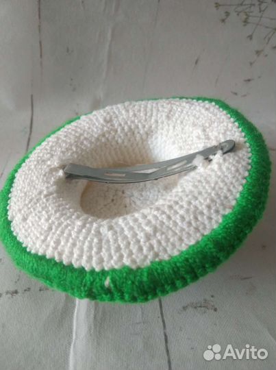 Заколка шляпка