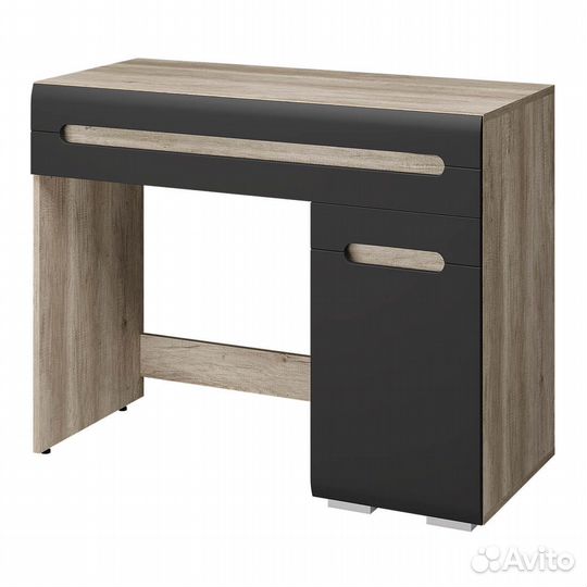 Косметический стол 