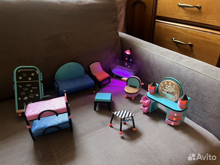 Домик кукольный lol