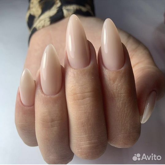 Модель (маникюр педикюр все включено )