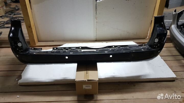 Задний бампер Toyota Land Cruiser 200 5215960989