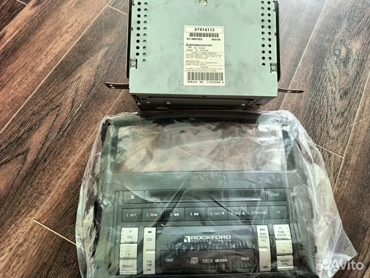 Продам магнитолу Rockford