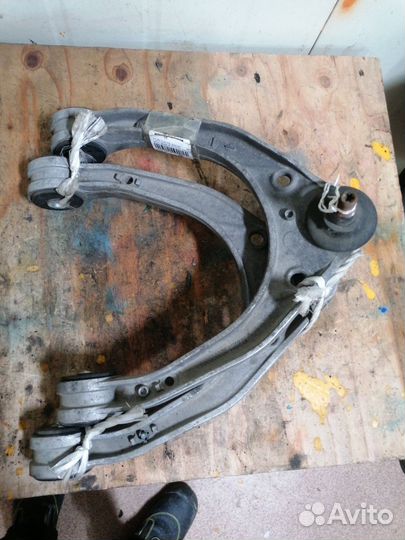 Рычаг передний верхний Porsche Cayenne 9PA