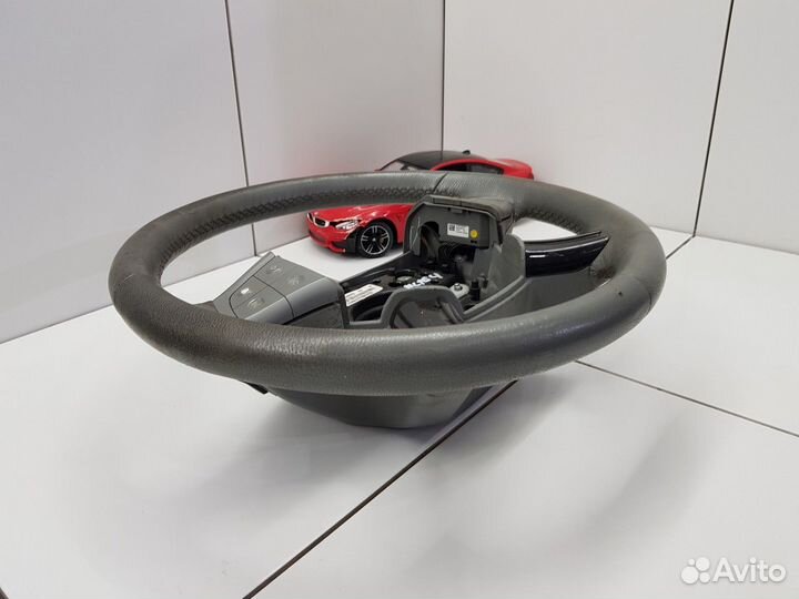 Рулевое колесо (Mercedes-Benz M-class)