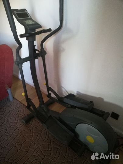 Эллиптический тренажер torneo