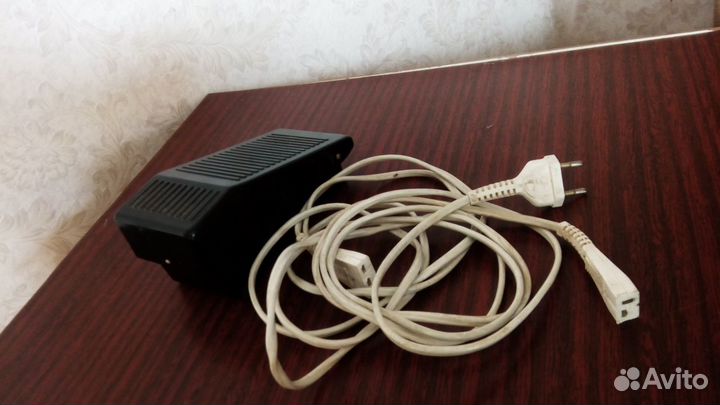 Швейная машинка чайка 132м