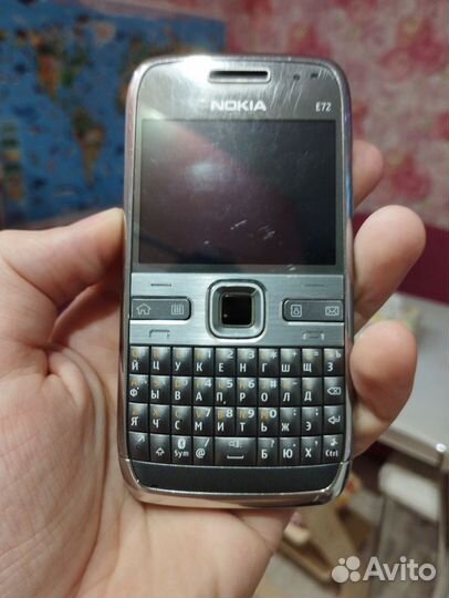 Nokia E72
