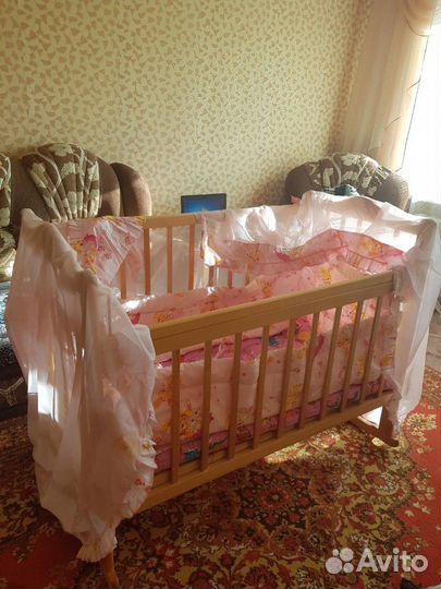 Бортики, балдахин