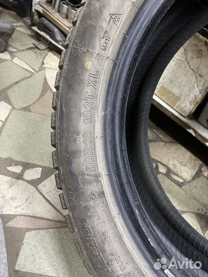 Arivo Ice Claw ARW7 235/50 R19