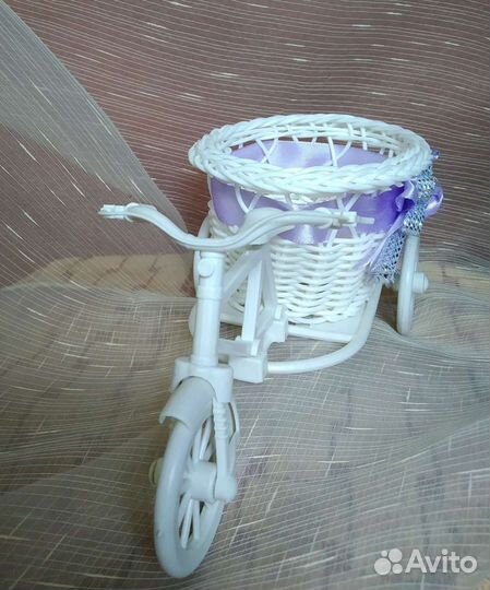 Кашпо велосипед с корзинкой