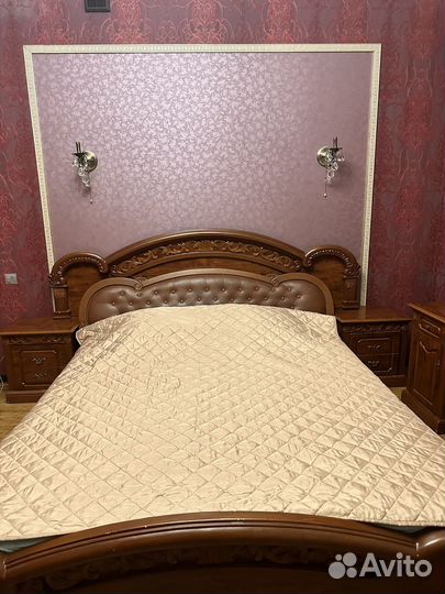 Спальный гарнитур бу