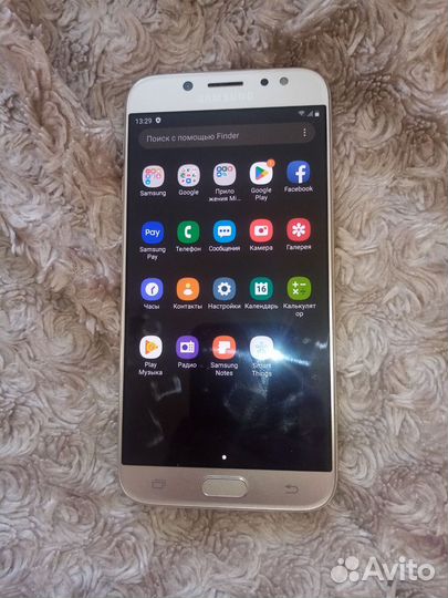 Телефон Samsung galaxy j7