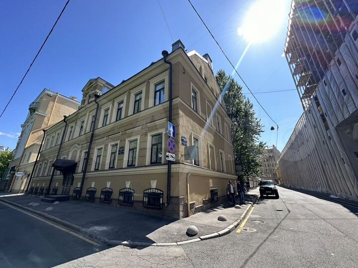 Гостиница, 908.3 м²