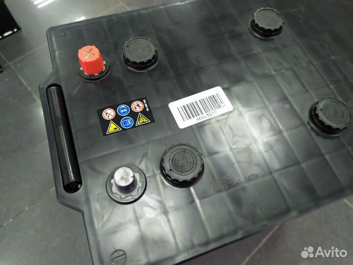 Аккумулятор 225Ач Чехия Эдкон (Varta) 1150A обратн