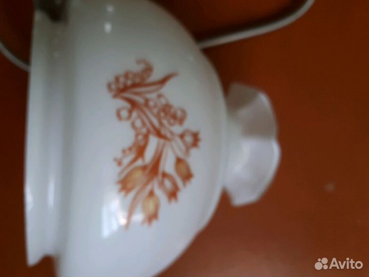 Люстра и тарелки гдр