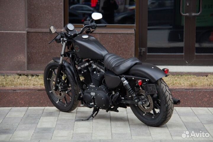 Мотоцикл harley-davidson sportster iron 883 бу