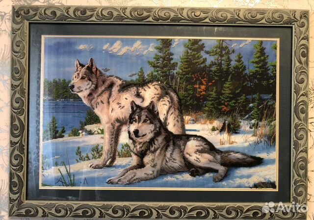 Картина вышитая крестом, частино бисер