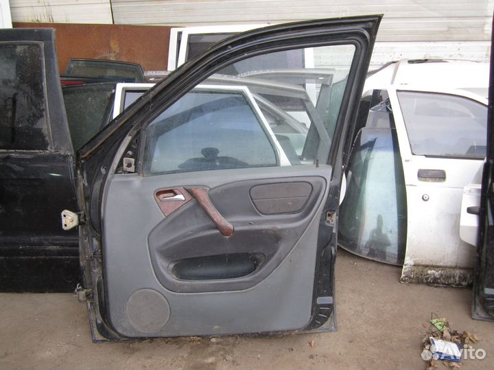 Двери Mercedes-Benz ML163 / W163