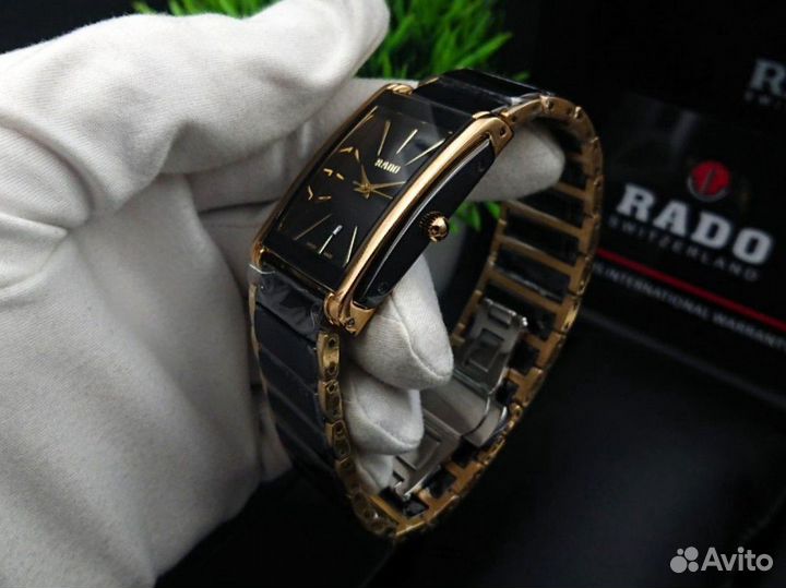 Очень красивые керамические часы Rado Jubile