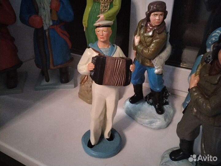 Моряк, хозяйка медной горы, деды морозы