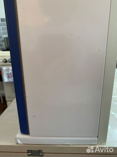 Шкаф навесной в ванную с зеркалом