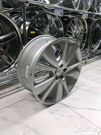 Диски R20 Toyota