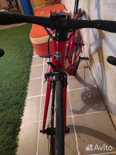 Шоссейный велосипед Twitter Thunder sram rival