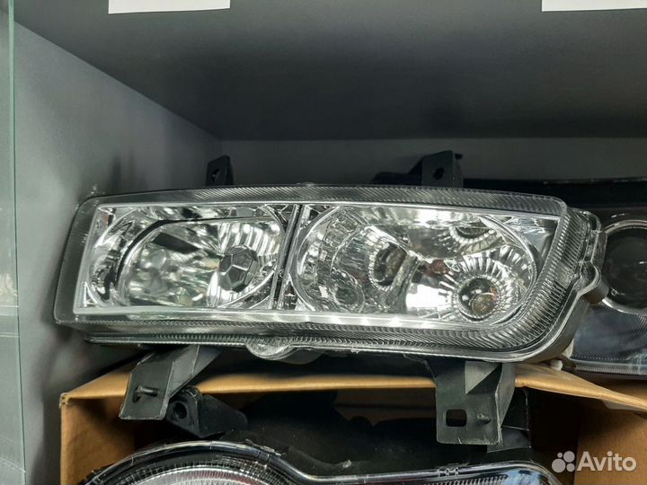 Фара противотуманная Geely Emgrand 1067001221