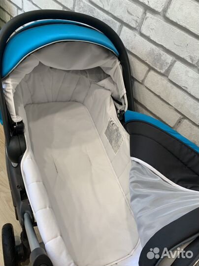 Продам коляску 3 в 1