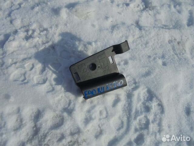 Кронштейн правый Bmw 3-Series E90 N52B25A 2006/8