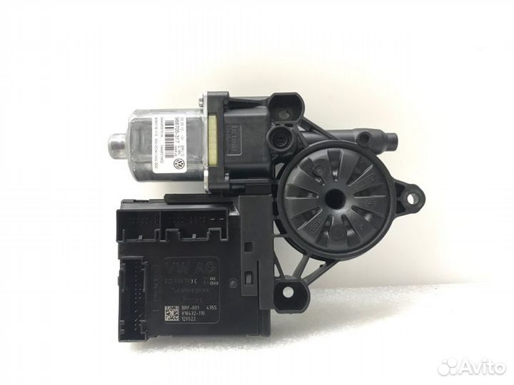 Моторчик стеклоподъемника передний правый