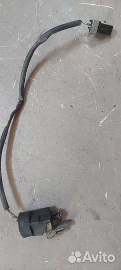 Датчик давления масла Nissan Serena c23