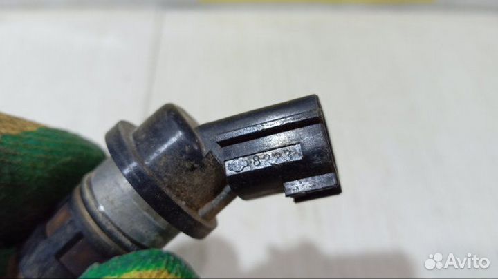 Форсунка топливная Nissan Almera N15