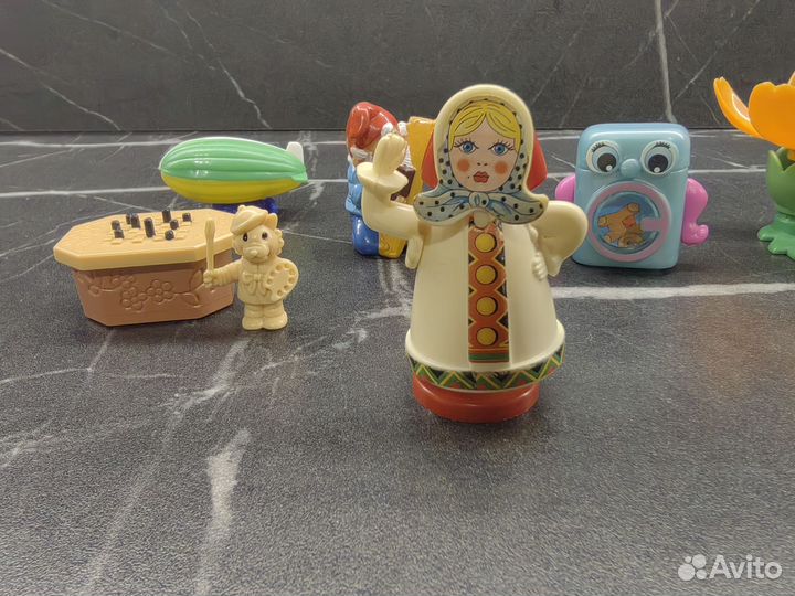 Игрушки из киндеров 90-х