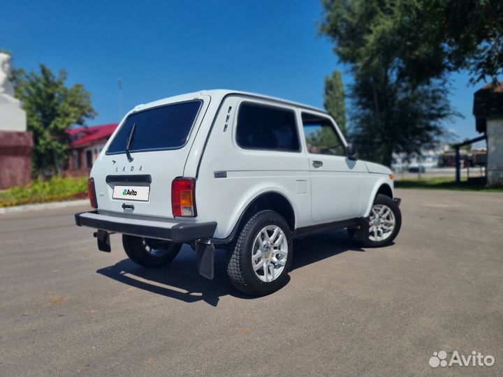 LADA 4x4 (Нива) 1.7 МТ, 2011, 119 890 км