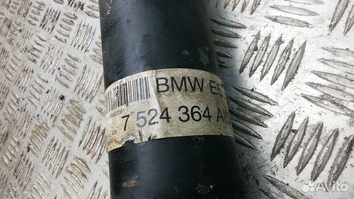 Карданный вал BMW X5 E53 рест. 2004