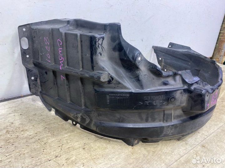 Подкрылок передний левый Mitsubishi Outlander Xl