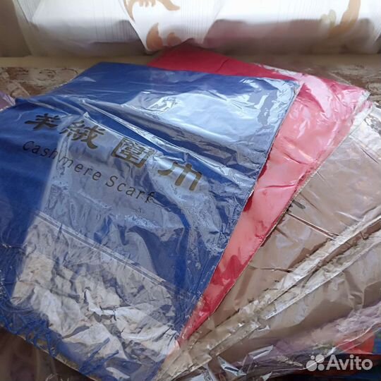 Шарфы и палантины женские